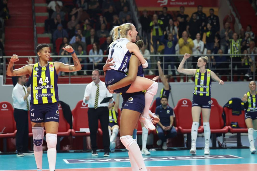 Vayy Ana Cristina! Bu ne Melissa Vargas: Dillerde bu ikili - Fotoğraf: 4